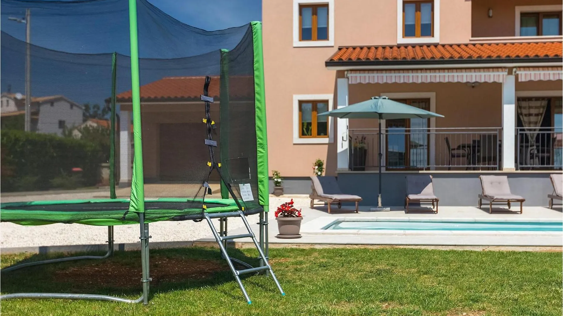 Villa Danka Smoljanci